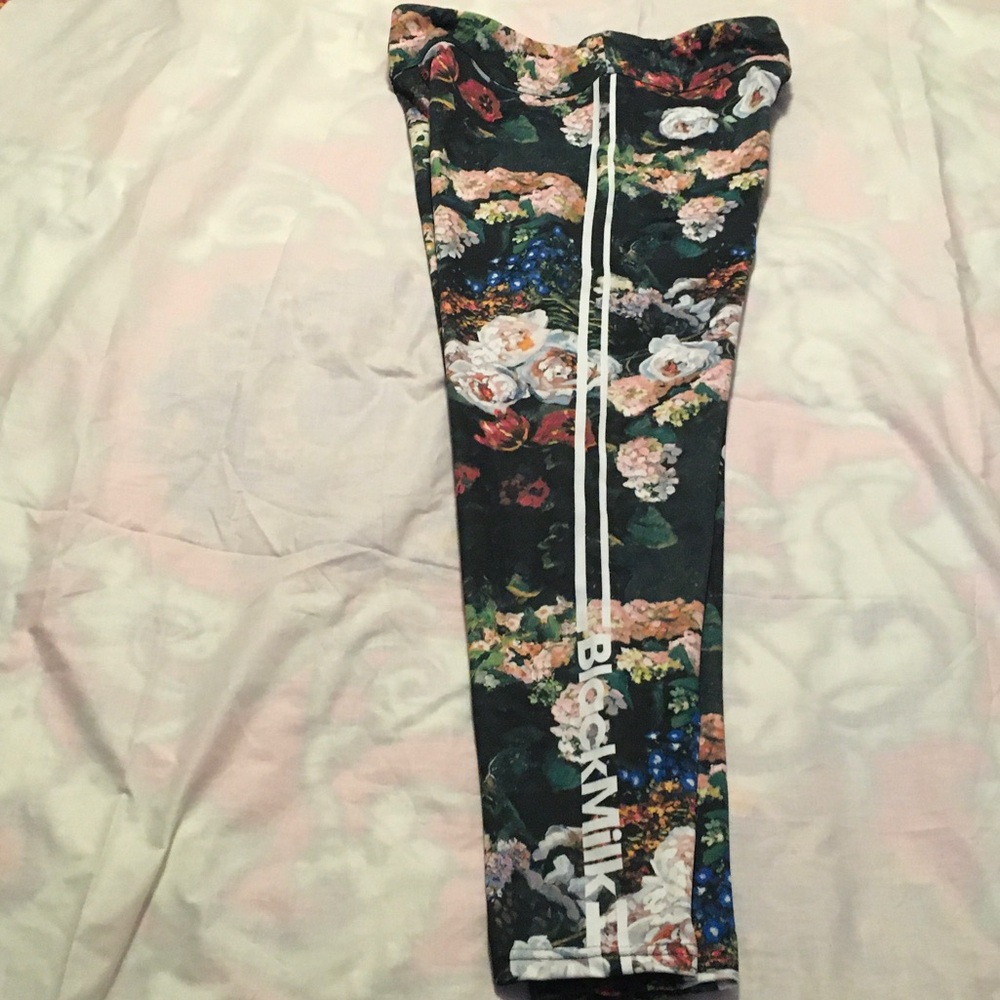 BlackMilk Goth Floral Print Black workout Leggings with Side Stripe - Picture 3 of 7